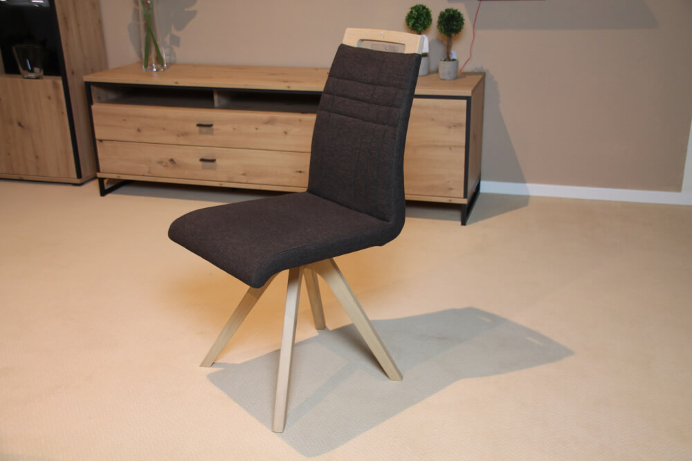 S 61 - Stühle mit und ohne Drehfunktion von DKK Die Klose Kollektion