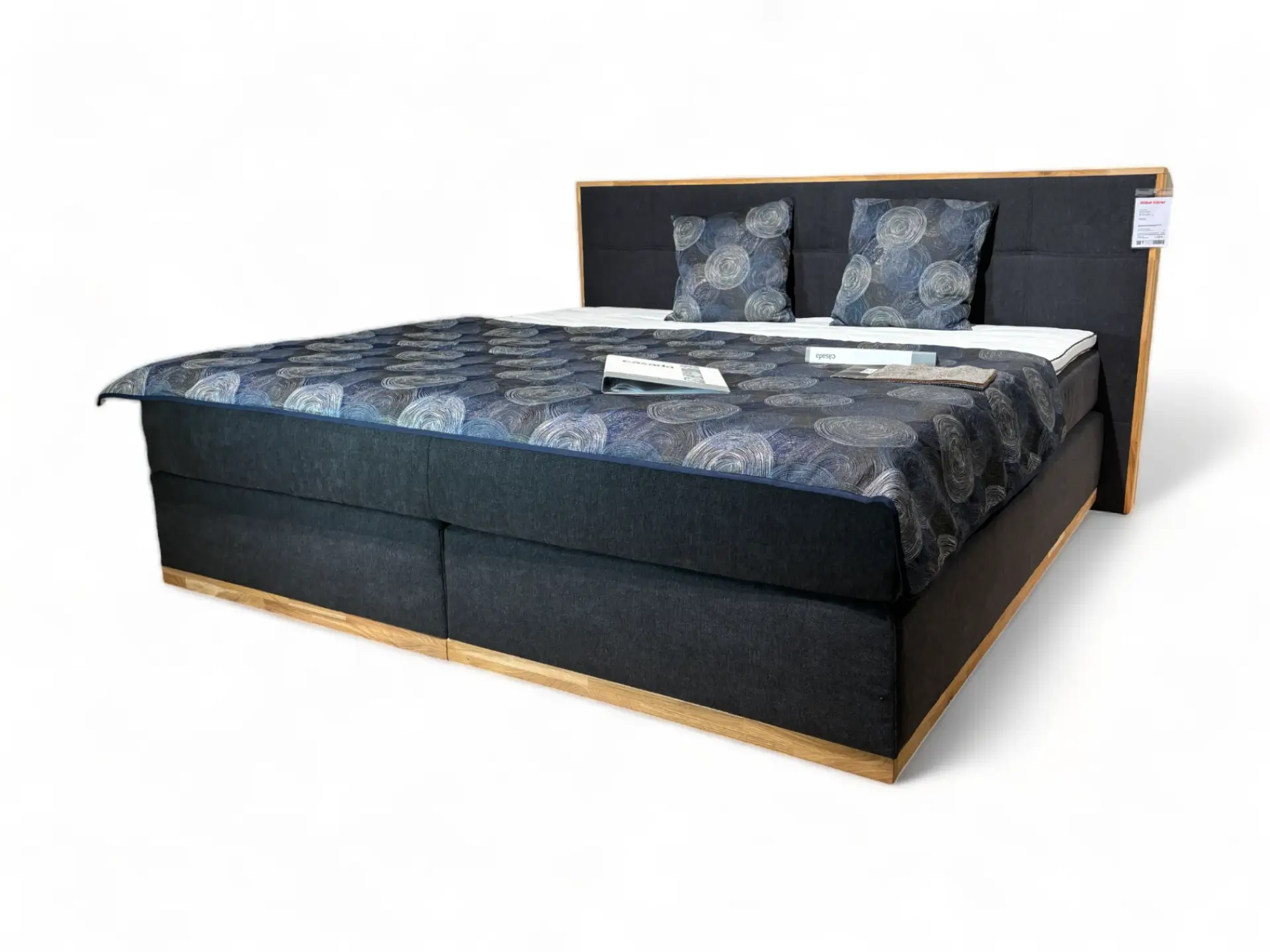 Levana  von Cotta Collection