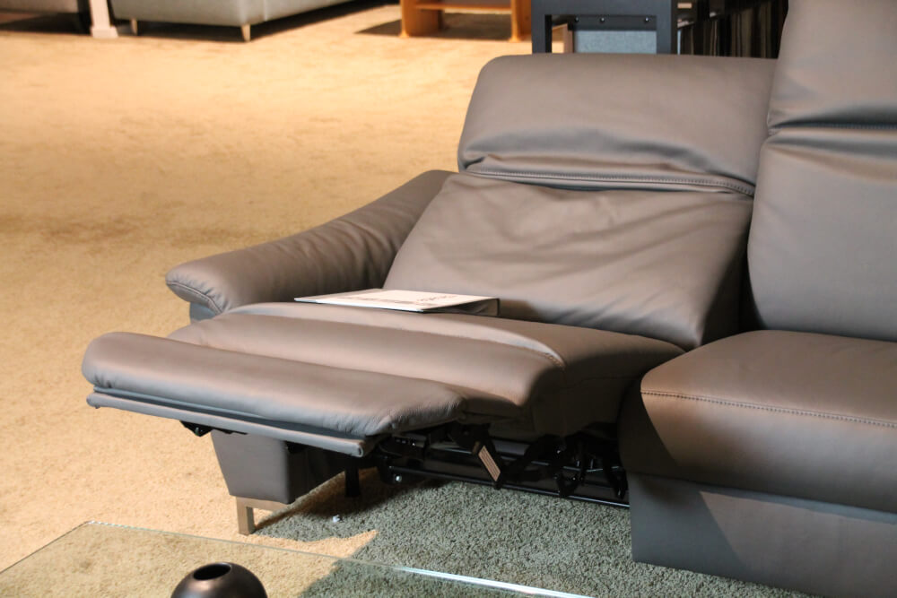 Himolla 1826 - Leder Ecksofa mit motorischer Relaxfunktion